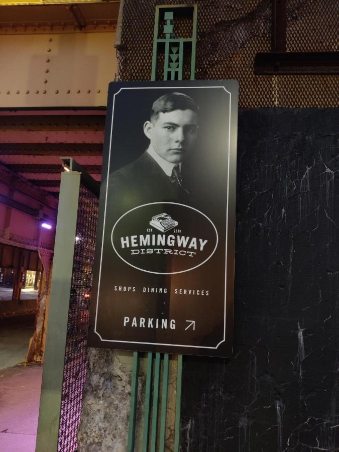Historic Oak Park Home For 6 / Hemingway District Luaran gambar